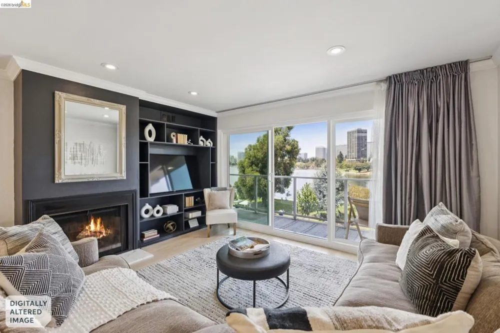 2316 Lakeshore Ave #8 Oakland, CA 94606