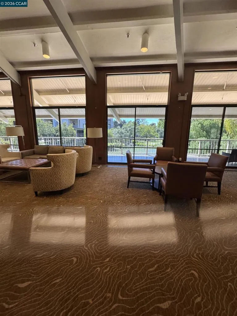 450 Civic Dr Walnut Creek, CA 94596