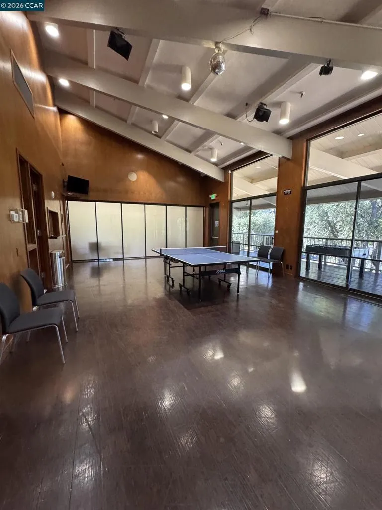 450 Civic Dr Walnut Creek, CA 94596