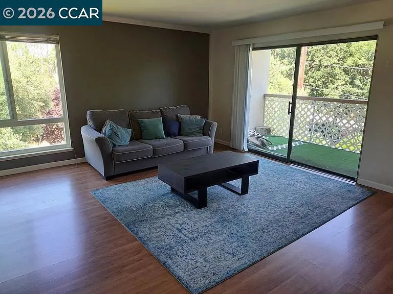 450 Civic Dr Walnut Creek, CA 94596