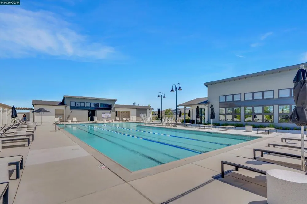 2307 Rustic Oak Ln Rio Vista, CA 94571