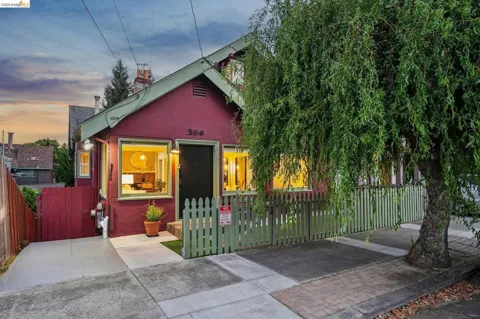 364 Lester Ave