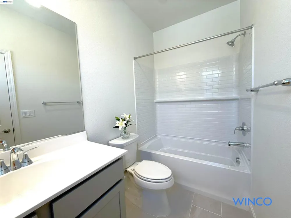 3810 Norbridge Ave Castro Valley, CA 94546