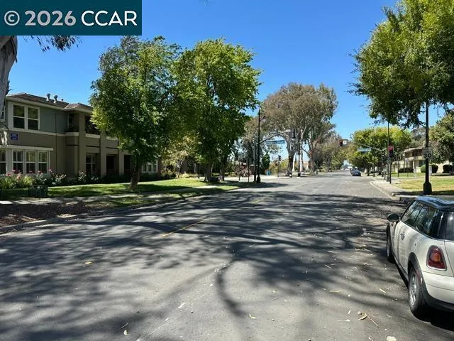 1117 Azuar Ave Vallejo, CA 94592