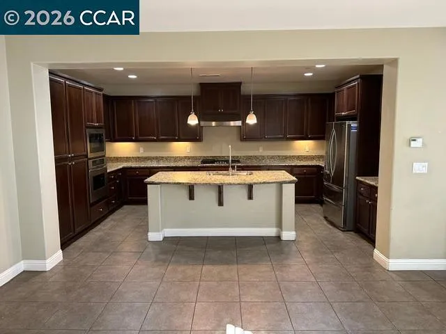 1117 Azuar Ave Vallejo, CA 94592