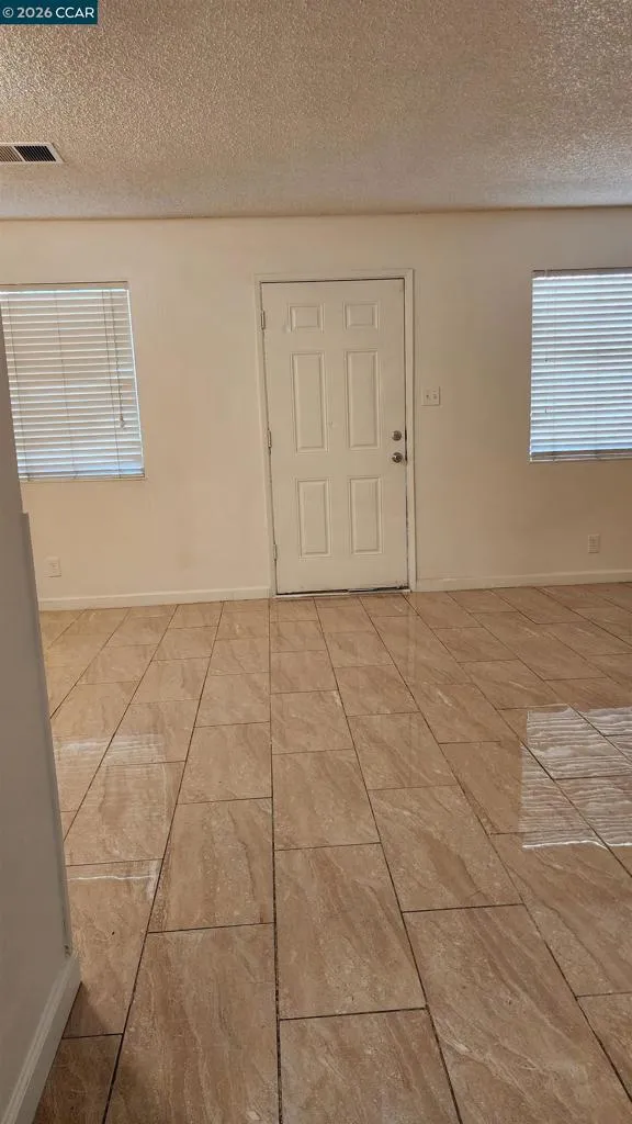 2201 Lemontree Way #1 Antioch, CA 94509