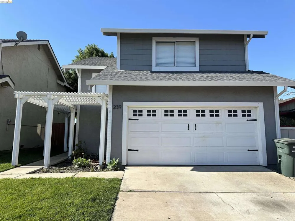 239 ALMONDTREE LN Oakley, CA 94561