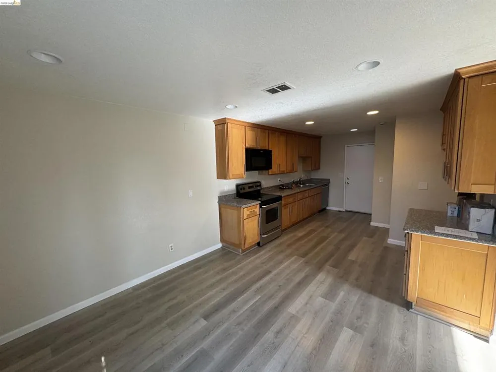 239 ALMONDTREE LN Oakley, CA 94561