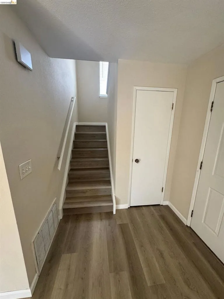 239 ALMONDTREE LN Oakley, CA 94561