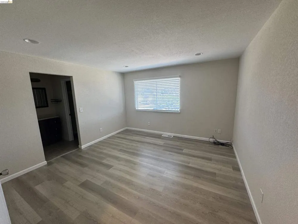 239 ALMONDTREE LN Oakley, CA 94561