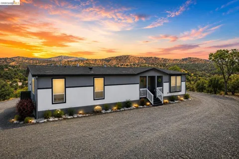1464 Papoose Dr