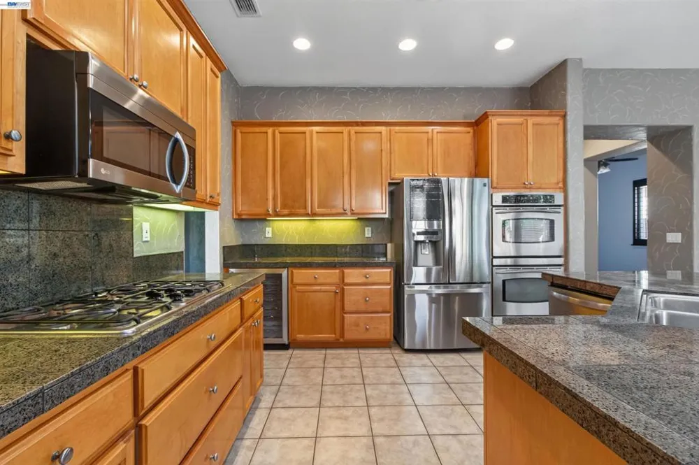 2243 Winchester Loop Discovery Bay, CA 94505