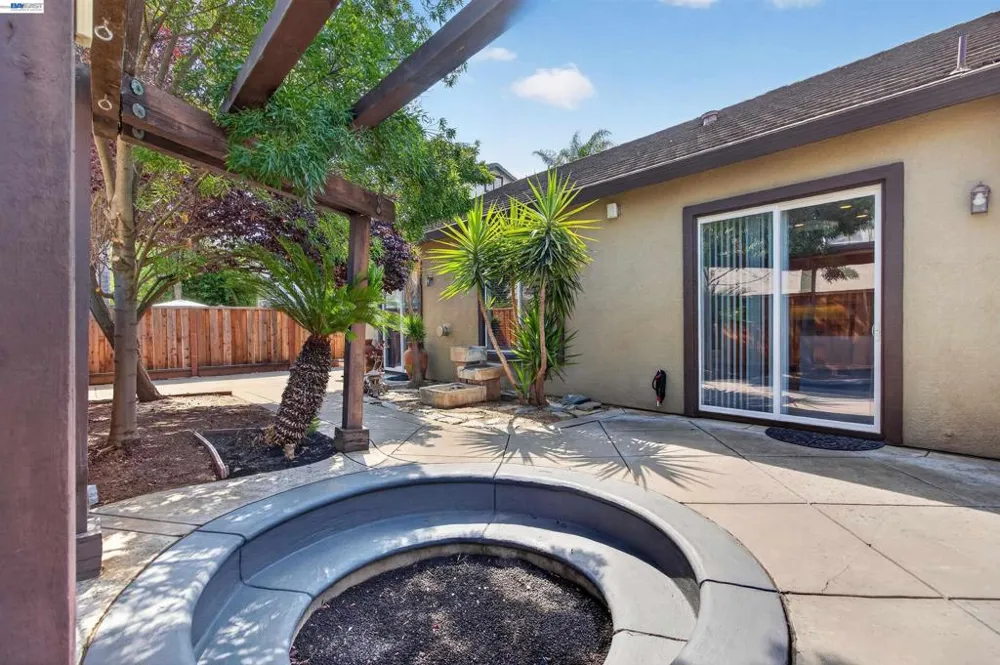 2243 Winchester Loop Discovery Bay, CA 94505