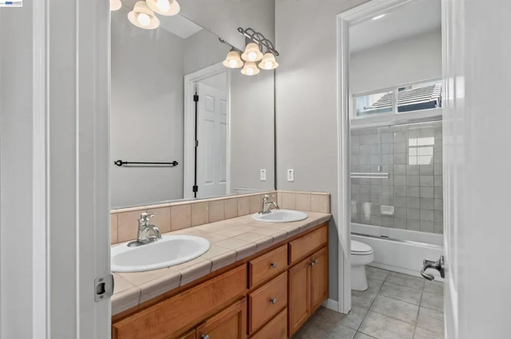 2243 Winchester Loop Discovery Bay, CA 94505