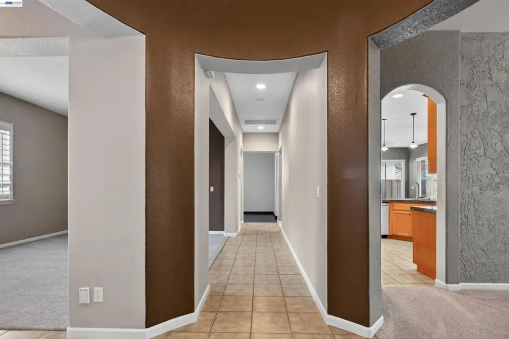 2243 Winchester Loop Discovery Bay, CA 94505