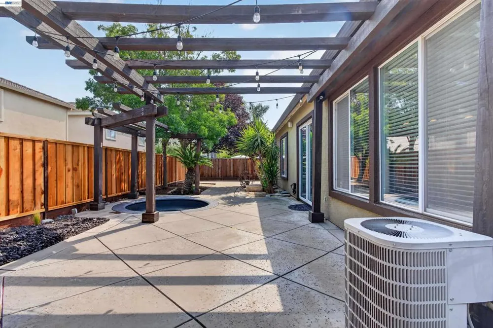 2243 Winchester Loop Discovery Bay, CA 94505