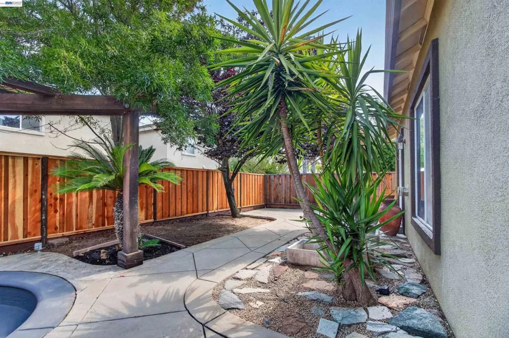 2243 Winchester Loop Discovery Bay, CA 94505