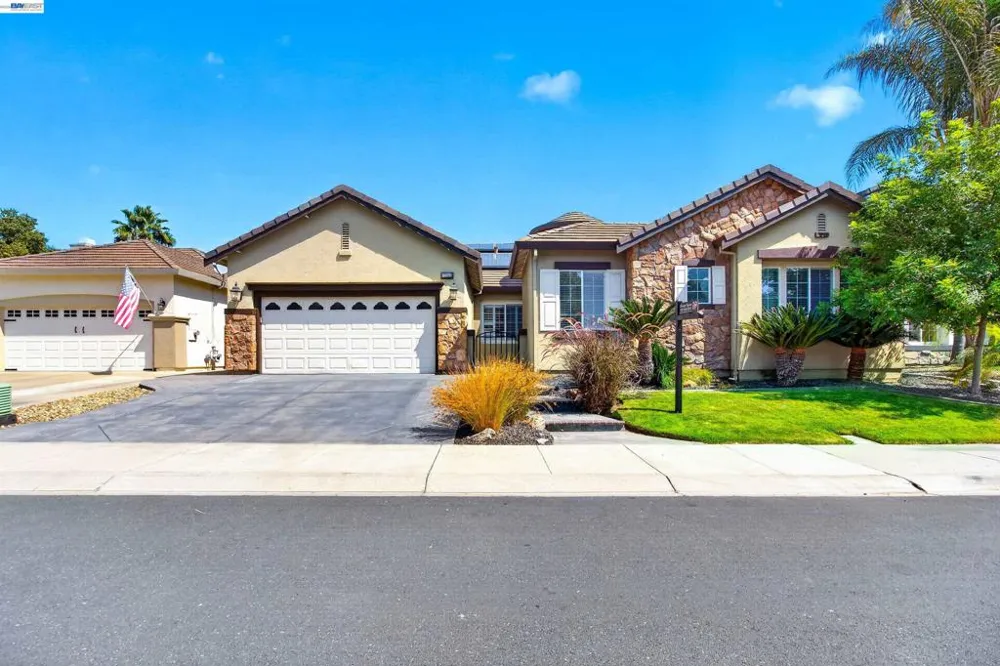 2243 Winchester Loop Discovery Bay, CA 94505