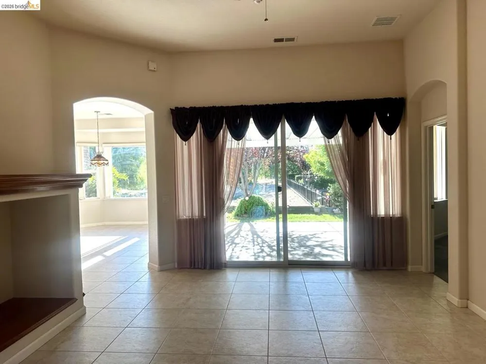 1116 Burghley Ln Brentwood, CA 94513