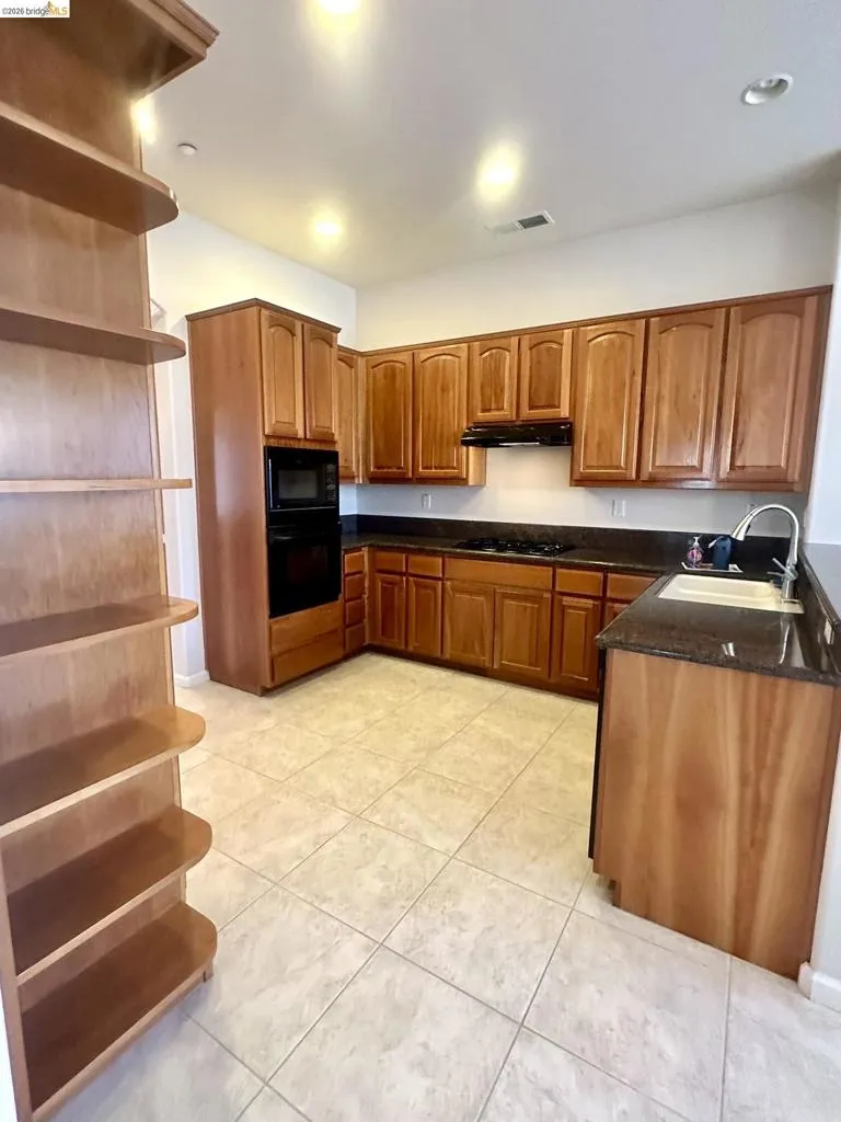 1116 Burghley Ln Brentwood, CA 94513