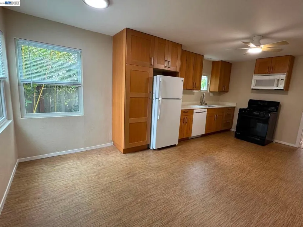 1260 63rd Emeryville, CA 94608