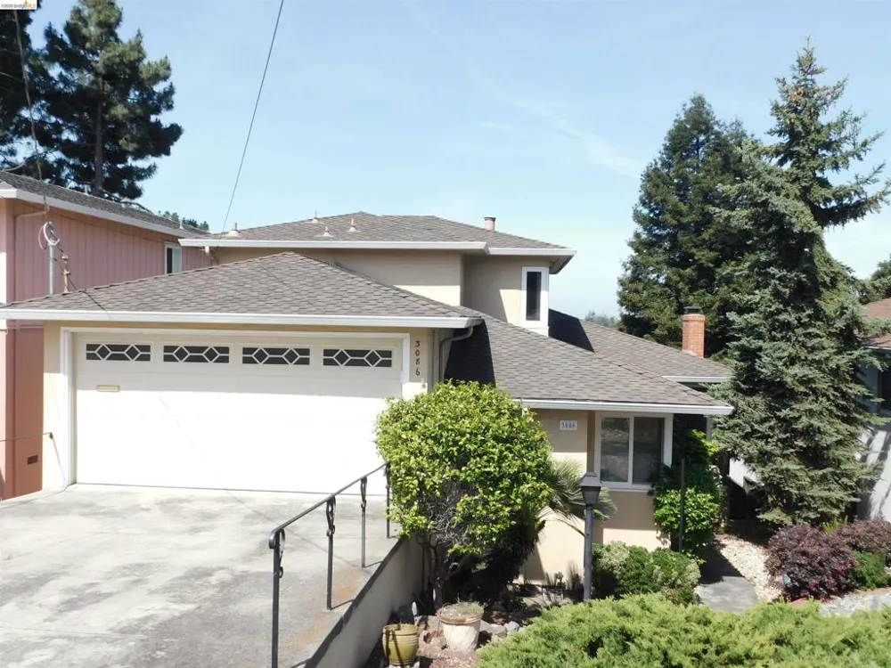 3086 Middleton St Oakland, CA 94605