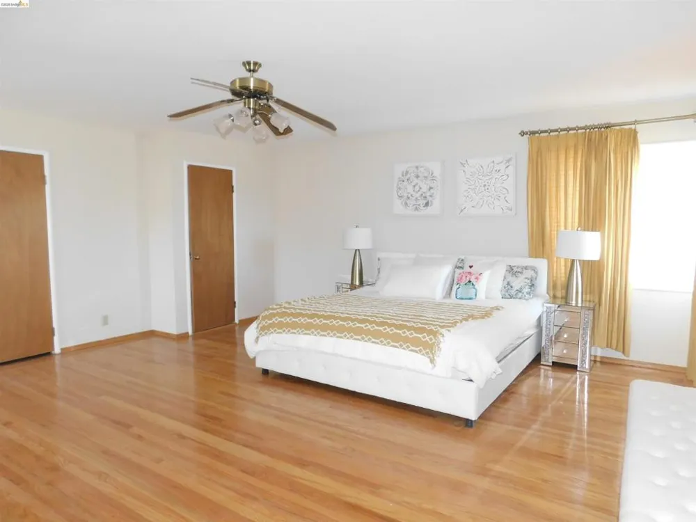 3086 Middleton St Oakland, CA 94605
