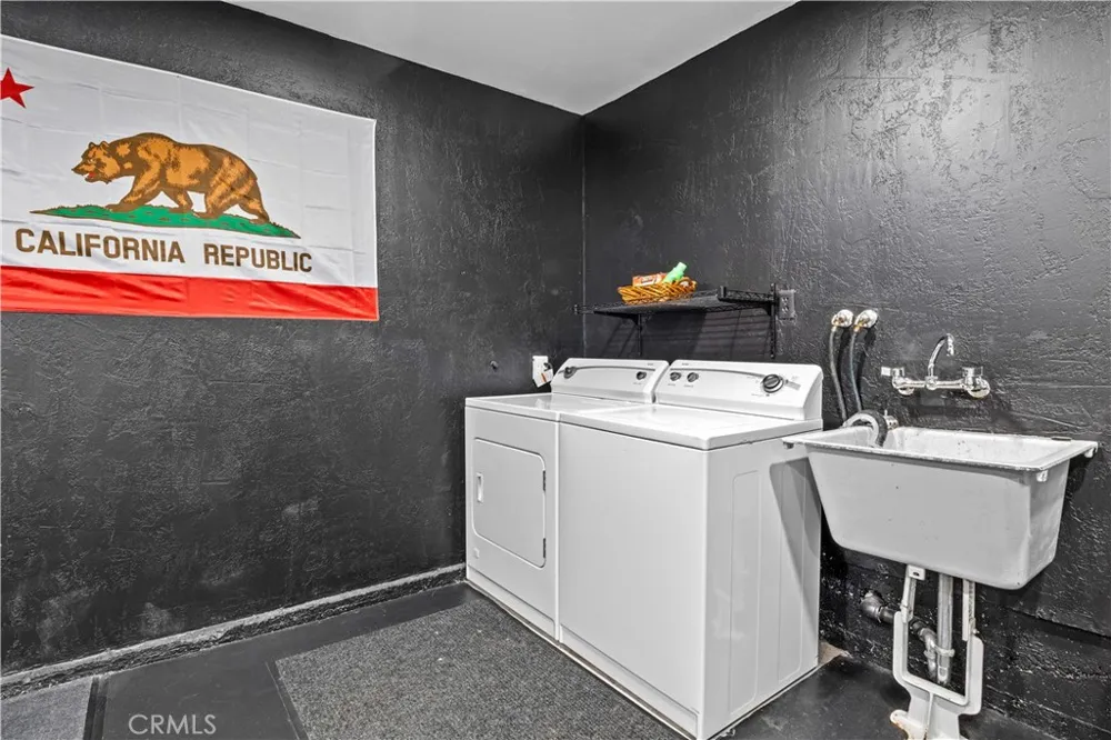 1018 Anita Big Bear City, CA 92314