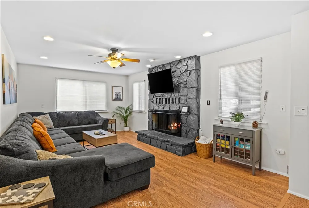 1018 Anita Big Bear City, CA 92314