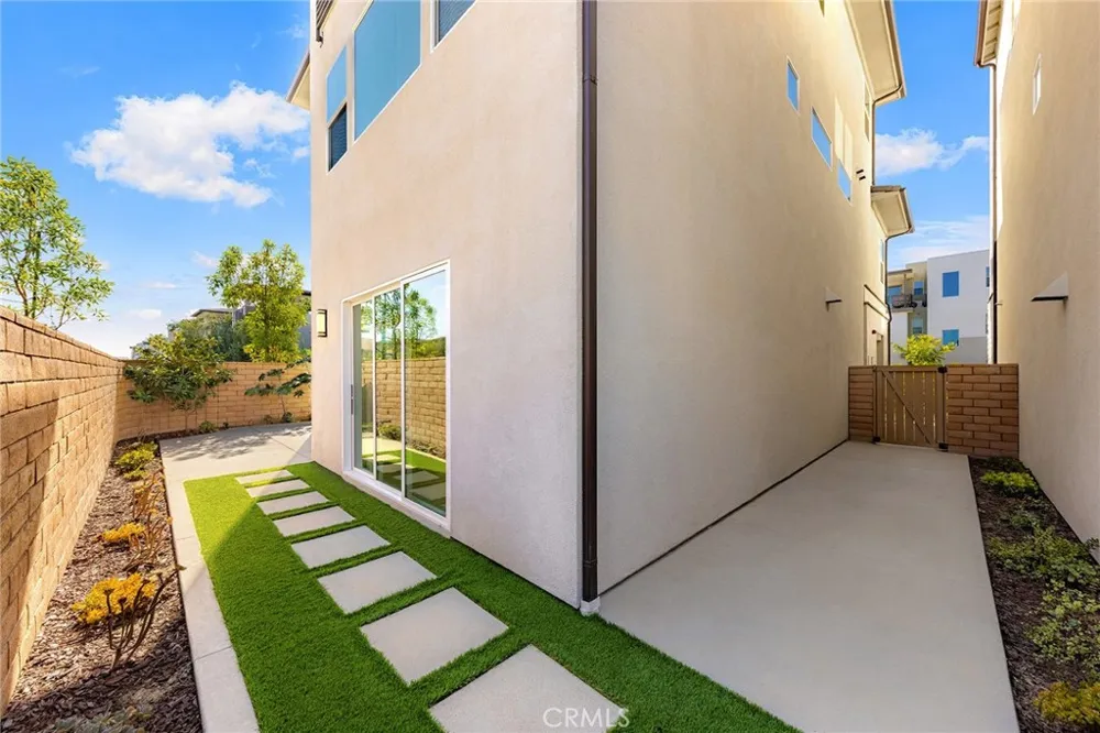 1115 Poppy Court Montebello, CA 90640