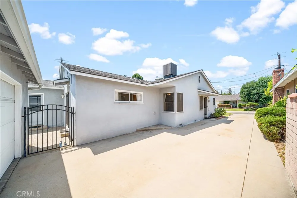6320 Salter Avenue Temple City, CA 91780