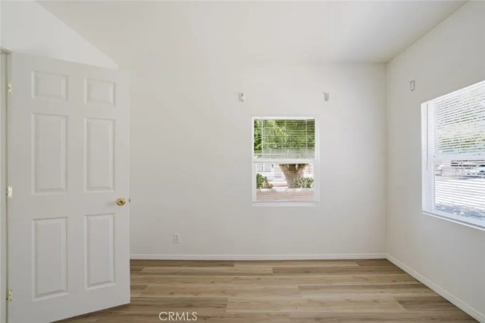 616 S Canyon Monrovia, CA 91016