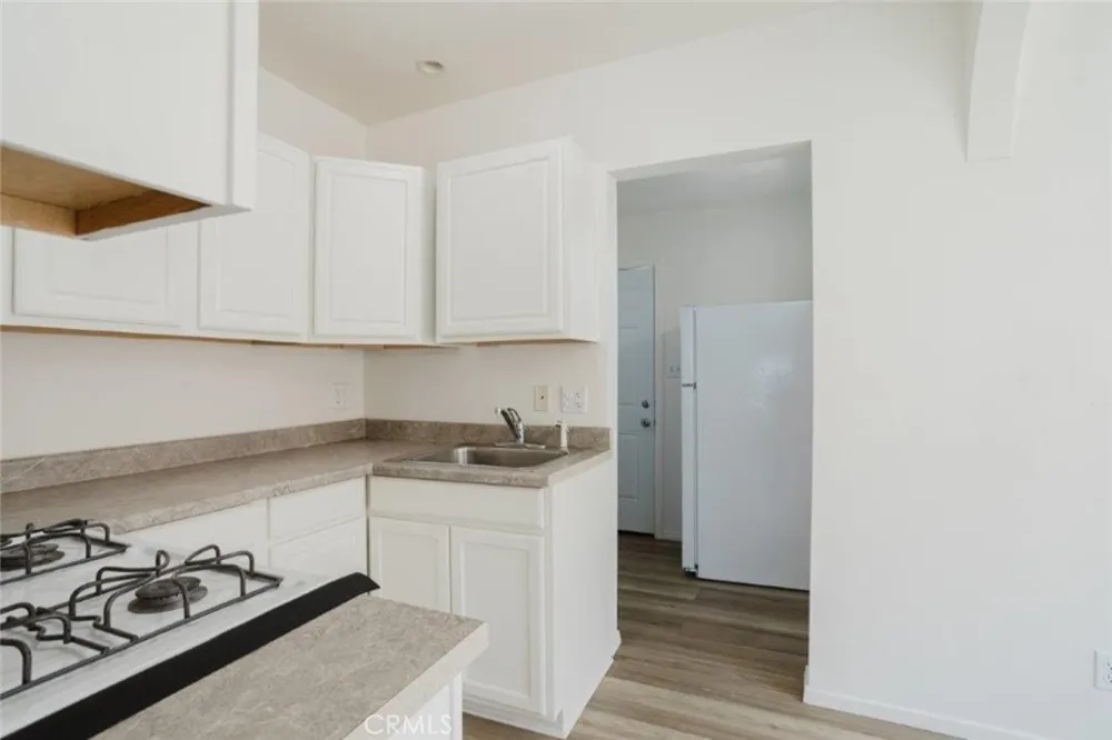 616 S Canyon Monrovia, CA 91016