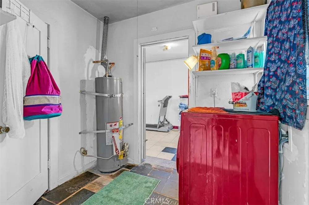 2081 Summit Altadena, CA 91001
