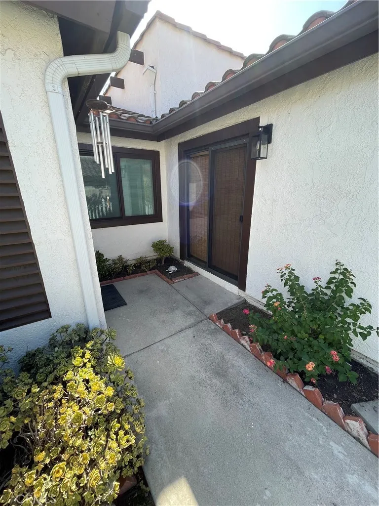 2668 Hacienda Drive Duarte, CA 91010