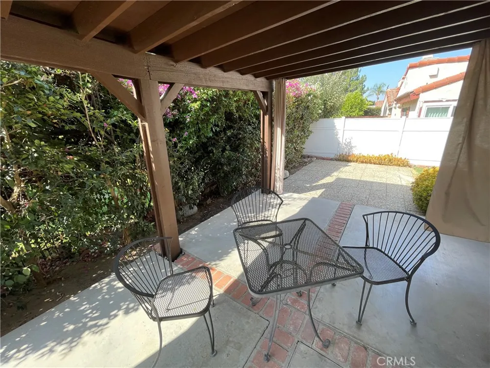 2668 Hacienda Drive Duarte, CA 91010