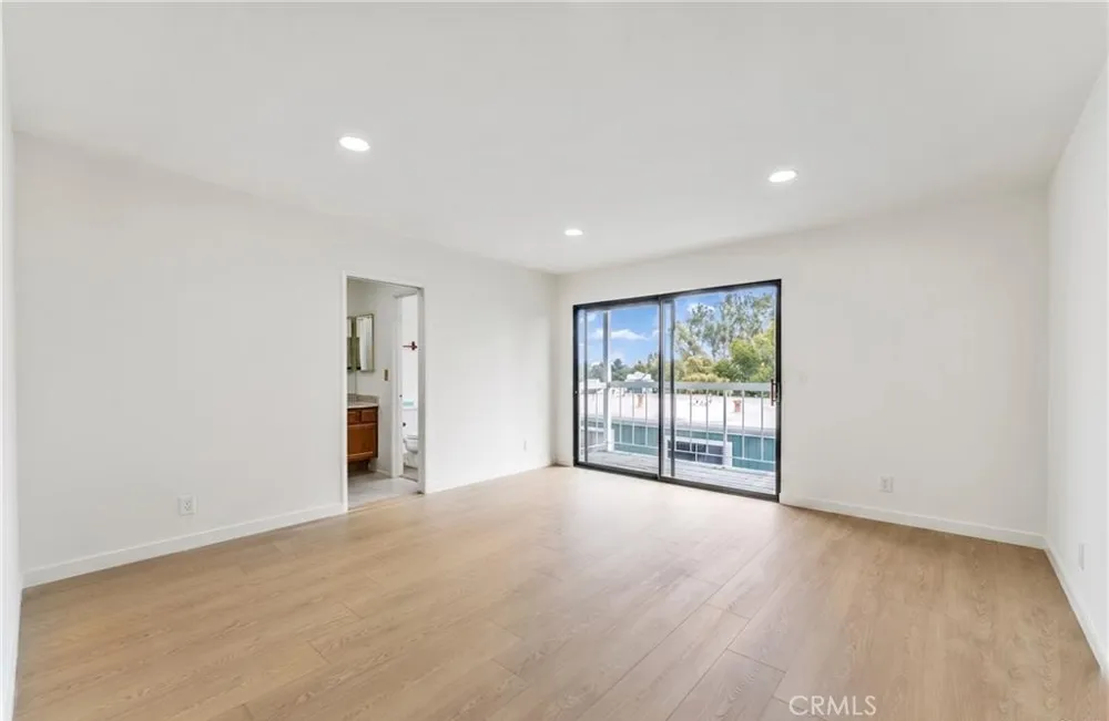1070 Walnut Grove #F Rosemead, CA 91770