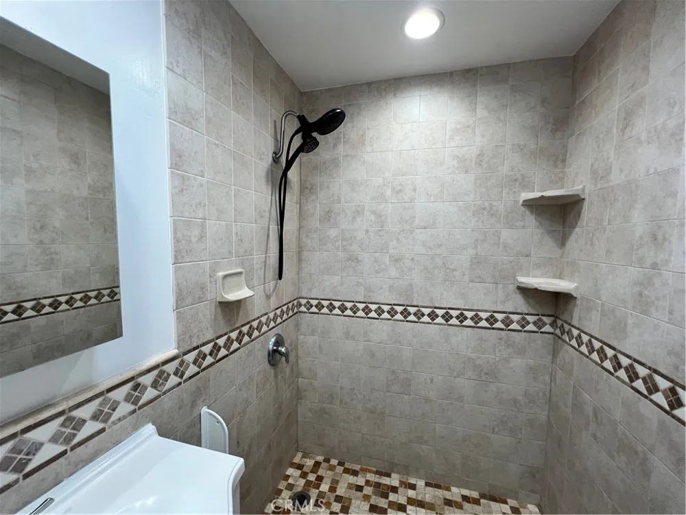 2125 Edmore Rowland Heights, CA 91748