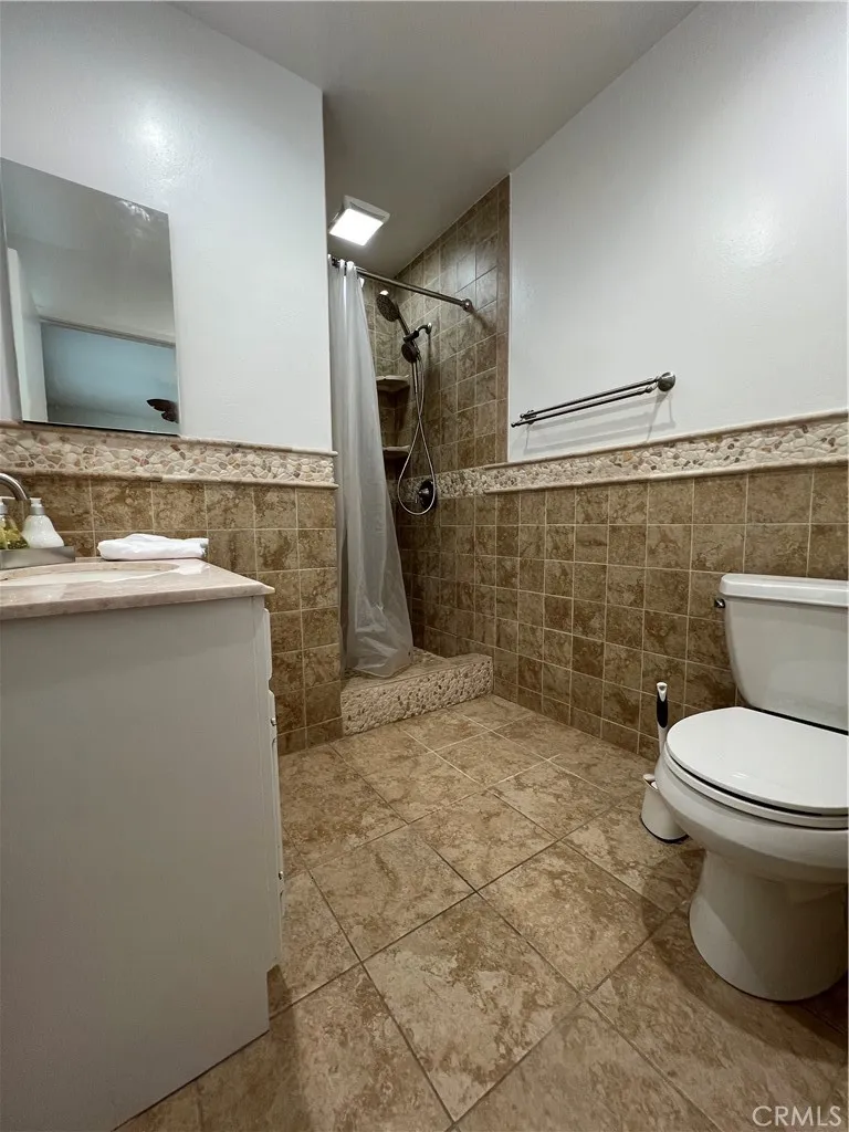 2125 Edmore Rowland Heights, CA 91748