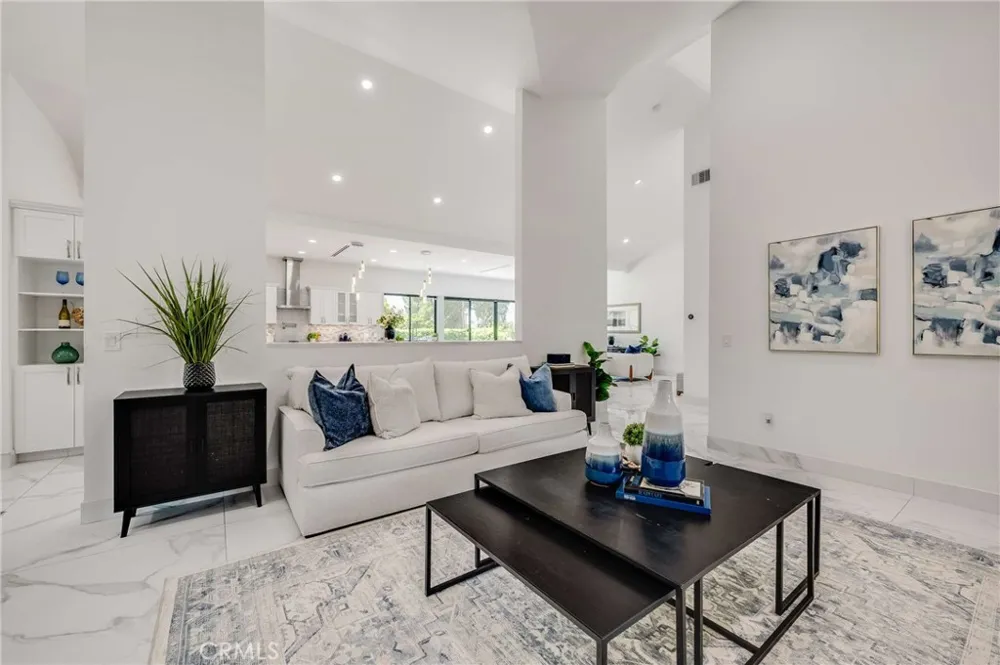 3890 Shadow Grove Road Pasadena, CA 91107