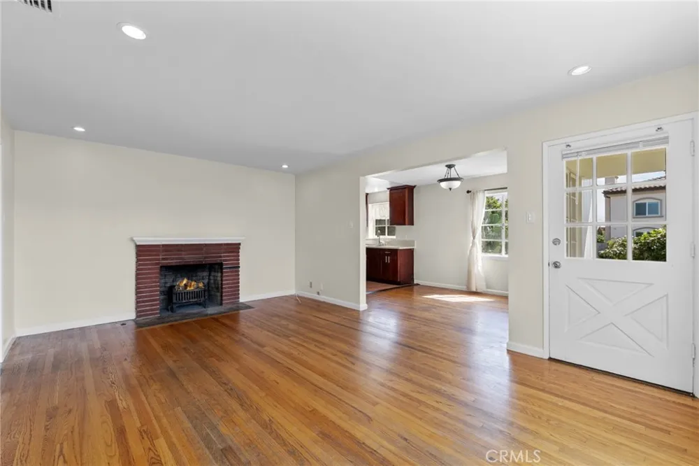 8925 Youngdale San Gabriel, CA 91775