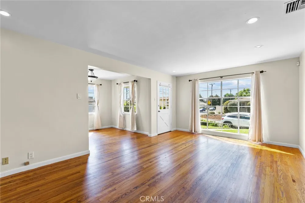 8925 Youngdale San Gabriel, CA 91775