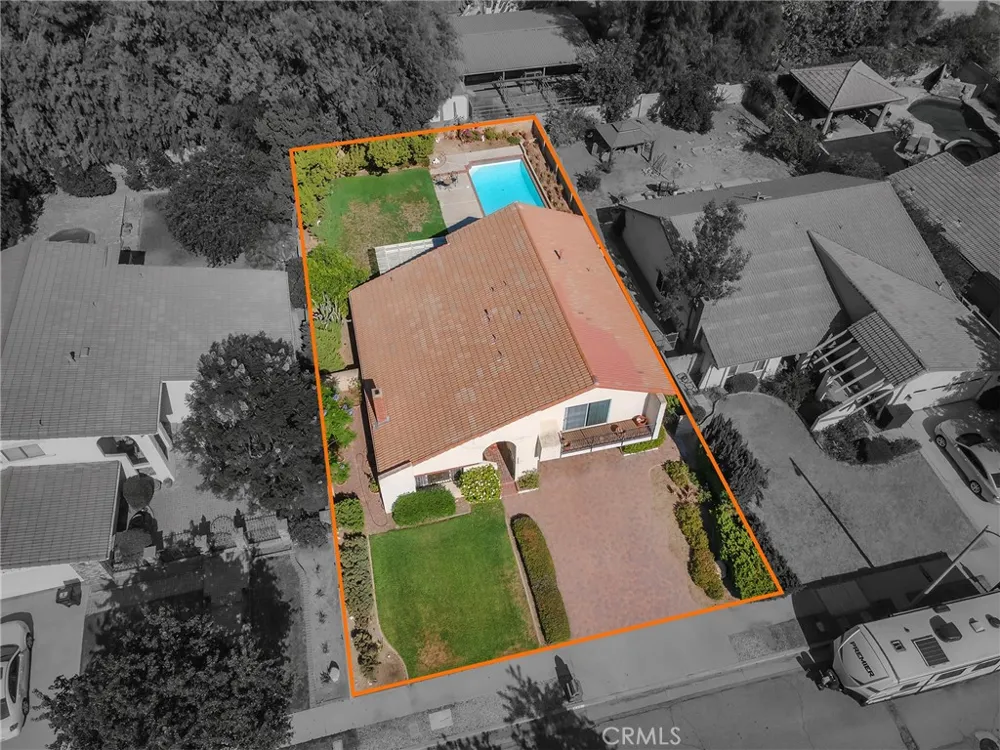 10634 Deering Avenue Chatsworth, CA 91311