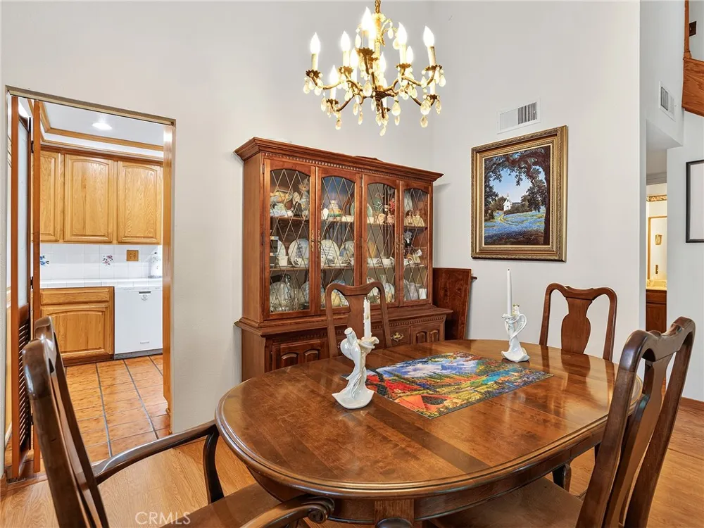 10634 Deering Avenue Chatsworth, CA 91311