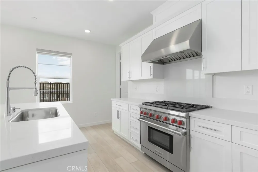 27273 Debut Place Valencia, CA 91381