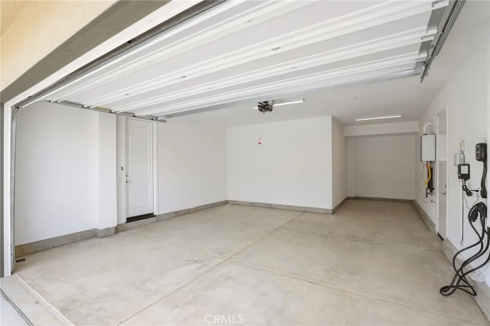 27273 Debut Place Valencia, CA 91381