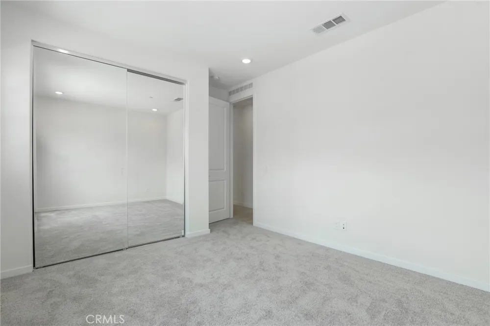 27273 Debut Place Valencia, CA 91381