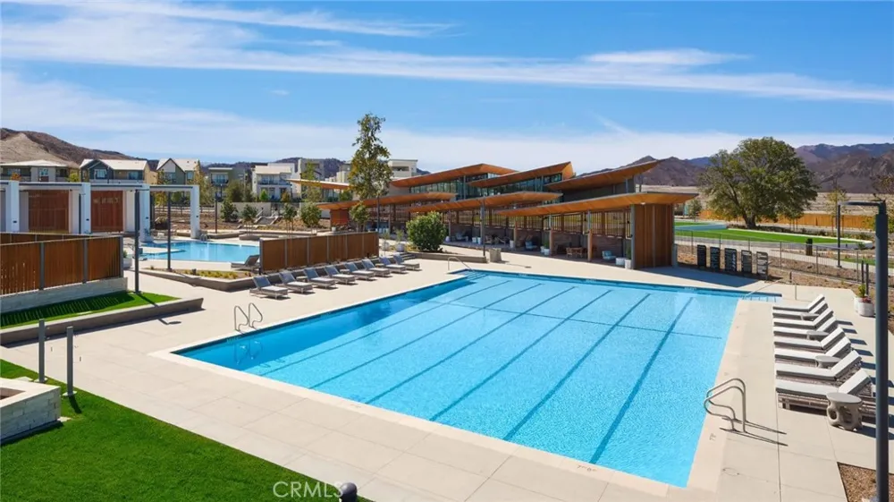 27273 Debut Place Valencia, CA 91381
