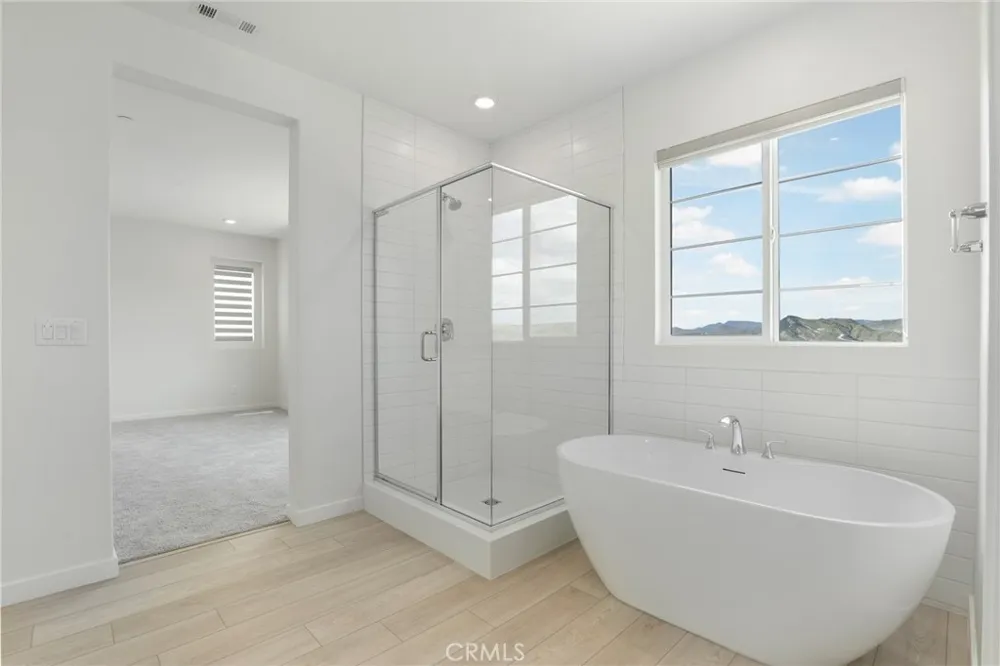 27273 Debut Place Valencia, CA 91381