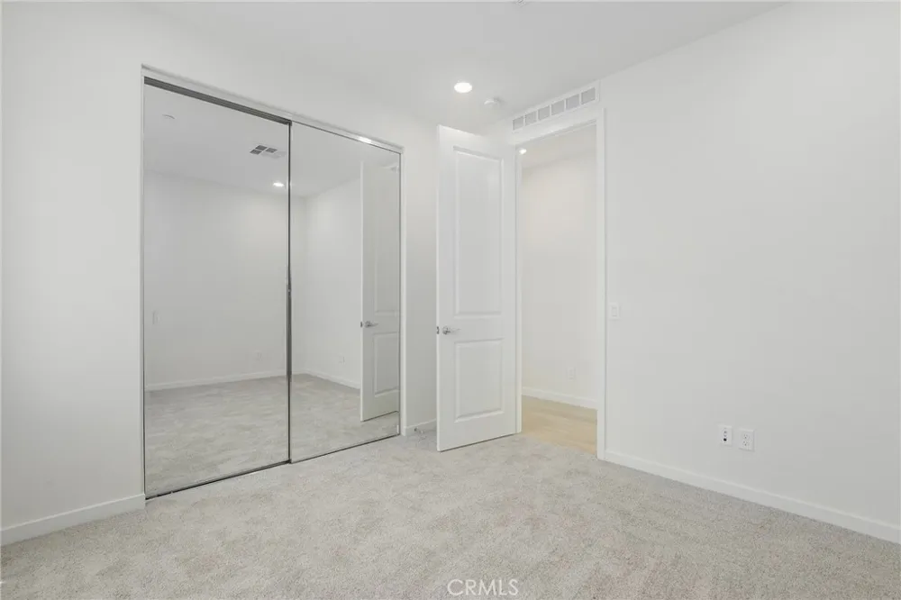 27273 Debut Place Valencia, CA 91381